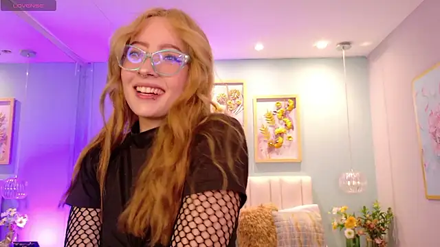 danielamilles online show from 8, 3, 2026