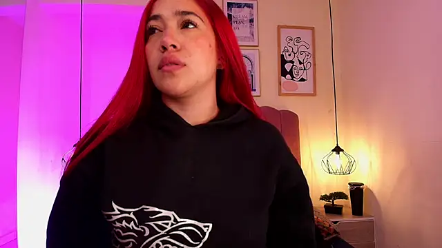 Celestee15  online show from 7, 5, 2026