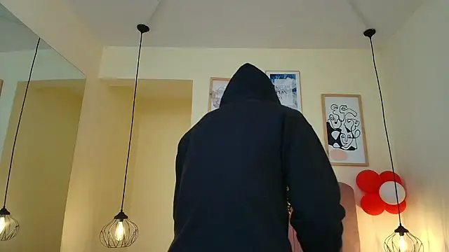 Celestee15  online show from 12, 3, 2026