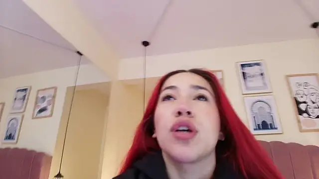 Celestee15  online show from 10, 4, 2026