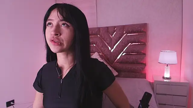 sofia go  online show from 18, 4, 2026