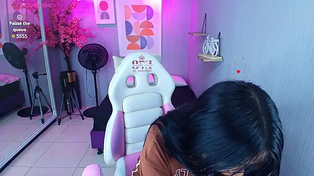 Carolina cherry online show from 25, 3, 2026