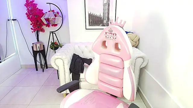 Carolina cherry online show from 22, 2, 2026