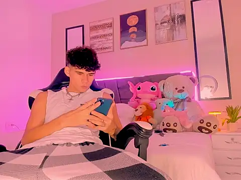 back thomson online show from 4, 3, 2026