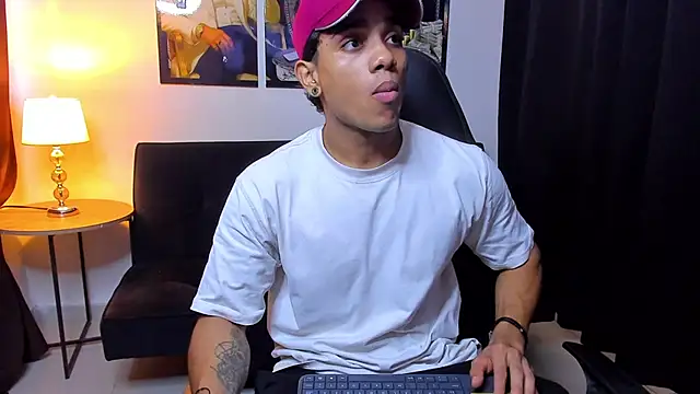 Dustyn Michelle1 online show from 5, 2, 2026