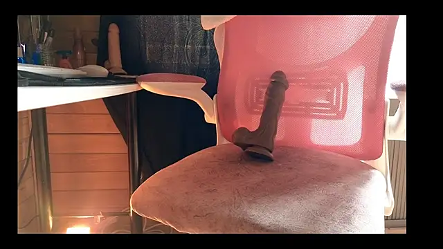 vickvalencia2 online show from 28, 4, 2026