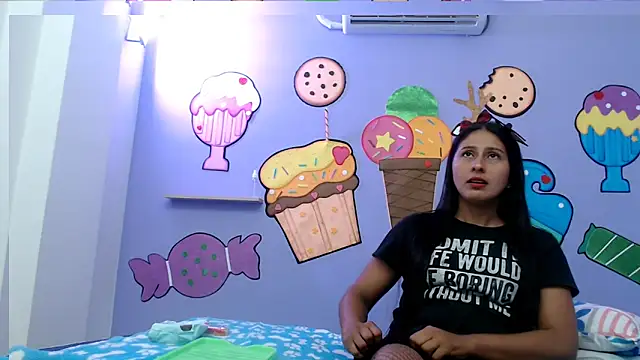 NOVAHOT98 online show from 17, 12, 2025