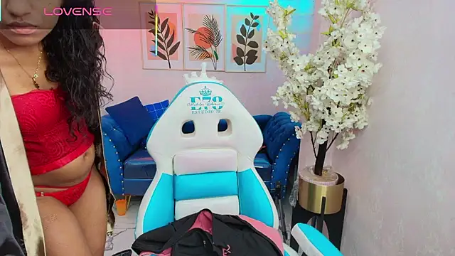 Snapshot of Nina_willyams chatting on 18, 1, 2026 Nina willyams online show from 18, 1, 2026