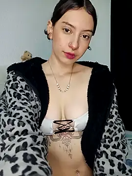 Lia whitexxx online show from 22, 12, 2025