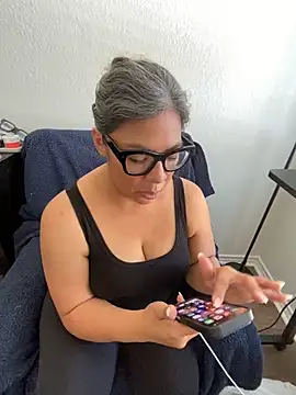 Snapshot of BettyWhispers chatting on 15, 3, 2026 BettyWhispers online show from 15, 3, 2026