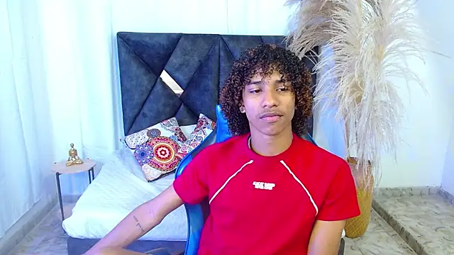 angelll18  online show from 16, 2, 2026