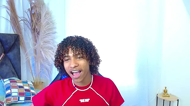 angelll18  online show from 22, 12, 2025