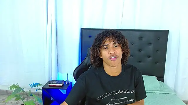 angelll18  online show from 22, 2, 2026