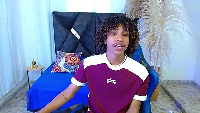 angelll18  online show from 11, 3, 2026