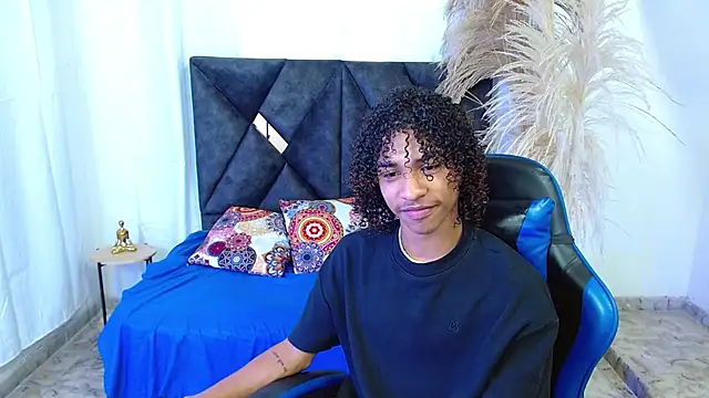 angelll18  online show from 12, 3, 2026