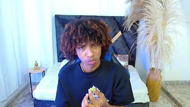 angelll18  online show from 17, 2, 2026