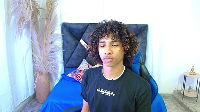 angelll18  online show from 11, 6, 2026