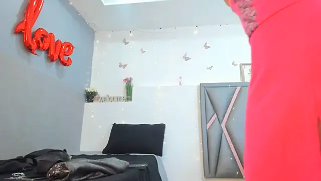 Esterlindez online show from 19, 6, 2026