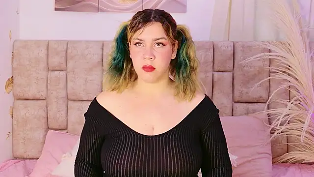 NanyMatrioska online show from 14, 1, 2026