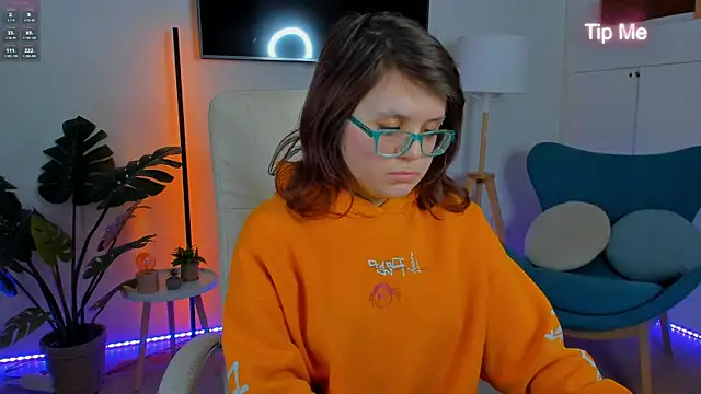 Ariell Mini online show from 16, 4, 2026