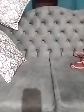 Snapshot of Karamel_6 chatting on 17, 12, 2025 Karamel 6 online show from 17, 12, 2025