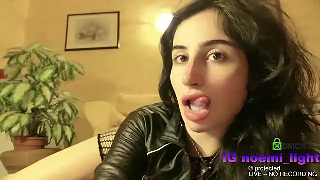 Snapshot of DeaAthena chatting on 24, 2, 2026 DeaAthena online show from 24, 2, 2026