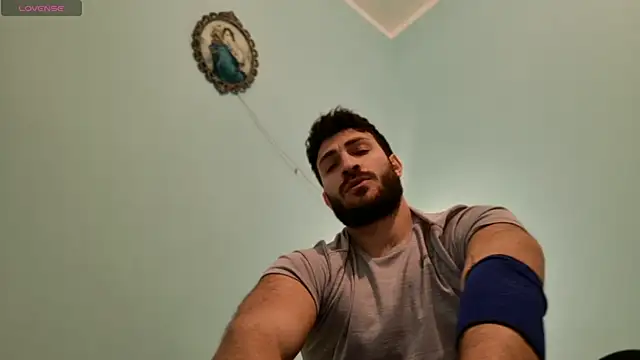 Snapshot of mark_ariete chatting on 2, 4, 2026 mark ariete online show from 2, 4, 2026