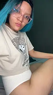 mila mils18 online show from 17, 12, 2025