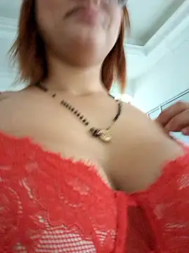 Mia em online show from 11, 1, 2026