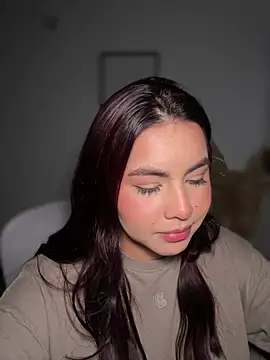 Zarahs Blare1 online show from 21, 4, 2026