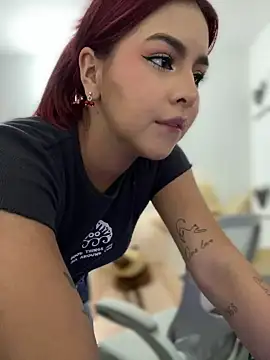 Zarahs Blare1 online show from 6, 1, 2026