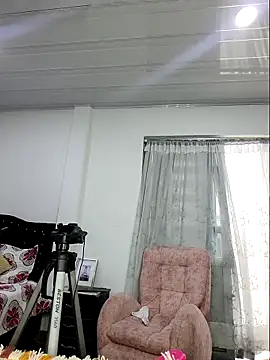 Naomy Mature online show from 12, 2, 2026