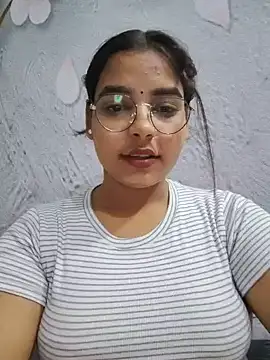 Snapshot of Himani_0122 chatting on 18, 6, 2026 Himani 0122 online show from 18, 6, 2026