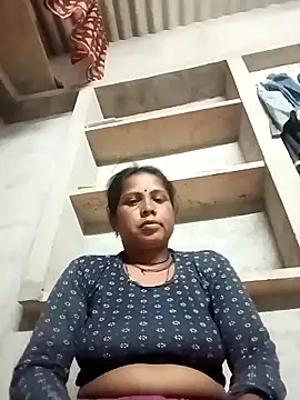 Shreya pandit online show from 1, 4, 2026