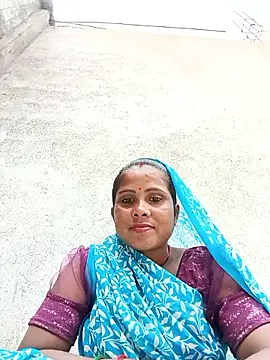 Shreya pandit online show from 2, 2, 2026