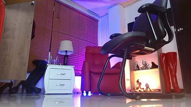 paola xm online show from 17, 1, 2026