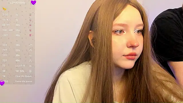 Stella MoonLight online show from 4, 2, 2026