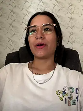 Val12777 online show from 16, 12, 2025