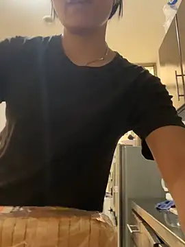 Val12777 online show from 10, 1, 2026