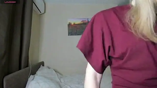 SkyeDavis online show from 1, 2, 2026