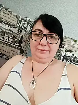 MariSwan222 online show from 4, 7, 2026