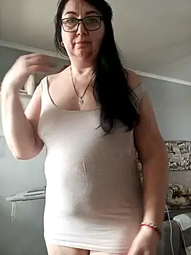 MariSwan222 online show from 12, 2, 2026