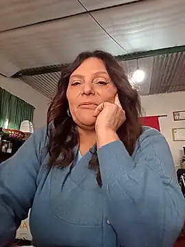 Snapshot of ladyBea11 chatting on 24, 5, 2026 ladyBea11 online show from 24, 5, 2026