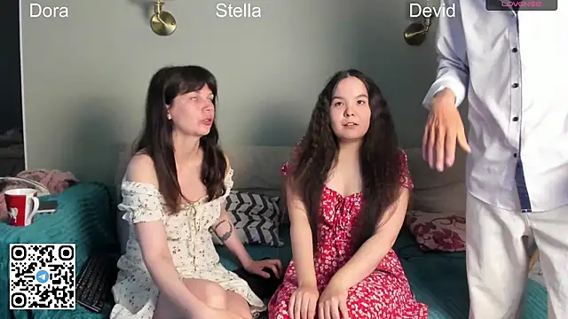 Snapshot of WeliosCouple chatting on 19, 6, 2026 WeliosCouple online show from 19, 6, 2026