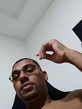 Reis001122 online show from 2, 5, 2026