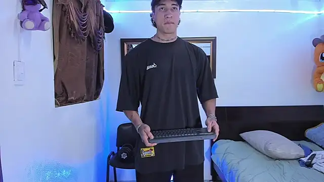 Bull  fit online show from 1, 2, 2026