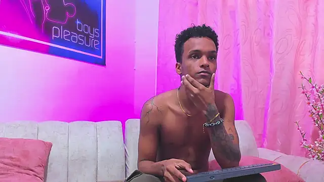 Damian and theo online show from 17, 12, 2025