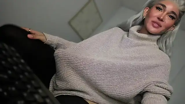 mxshemale ladyboy online show from 1, 3, 2026