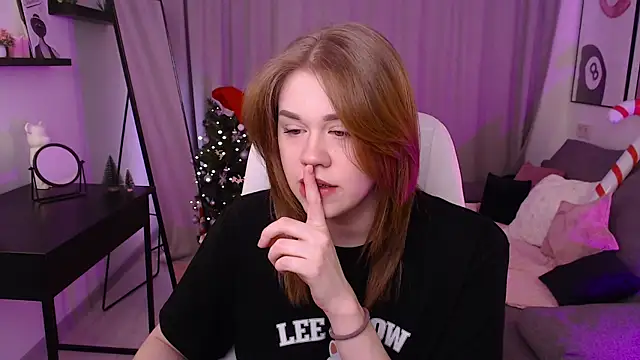 Snapshot of Alison_Doody chatting on 23, 12, 2025 Alison Doody online show from 23, 12, 2025