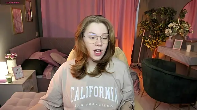 Snapshot of Alison_Doody chatting on 22, 2, 2026 Alison Doody online show from 22, 2, 2026